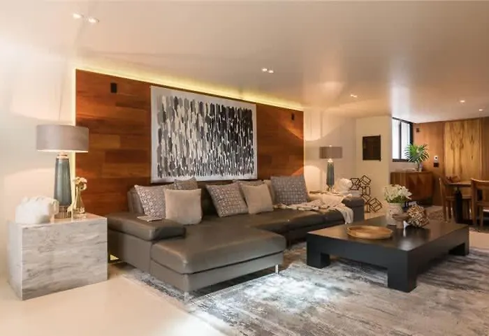 Sky High Luxury Penthouse
